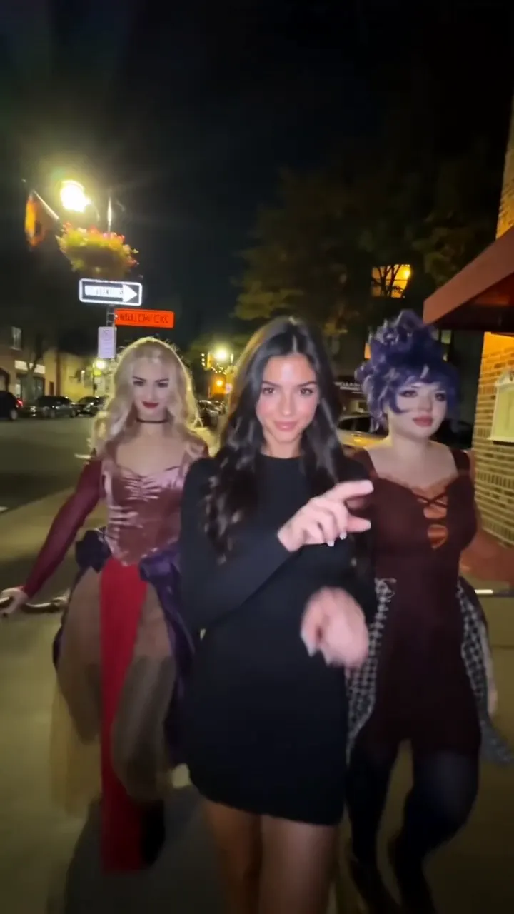 Ramalama Costume Walk AI video example